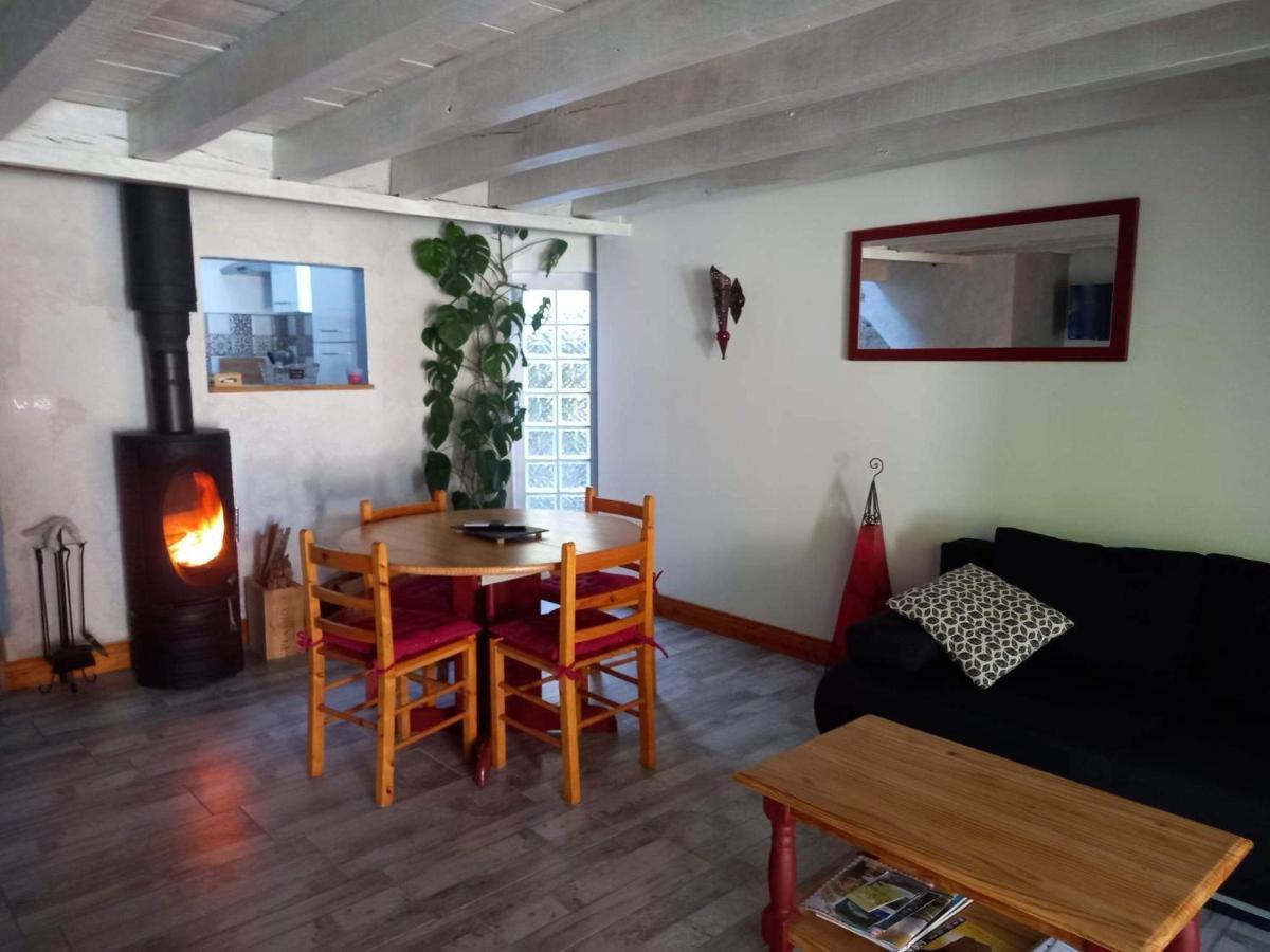 Gite, Jacuzzi & Vin Au Grenier De Madiran Exterior foto